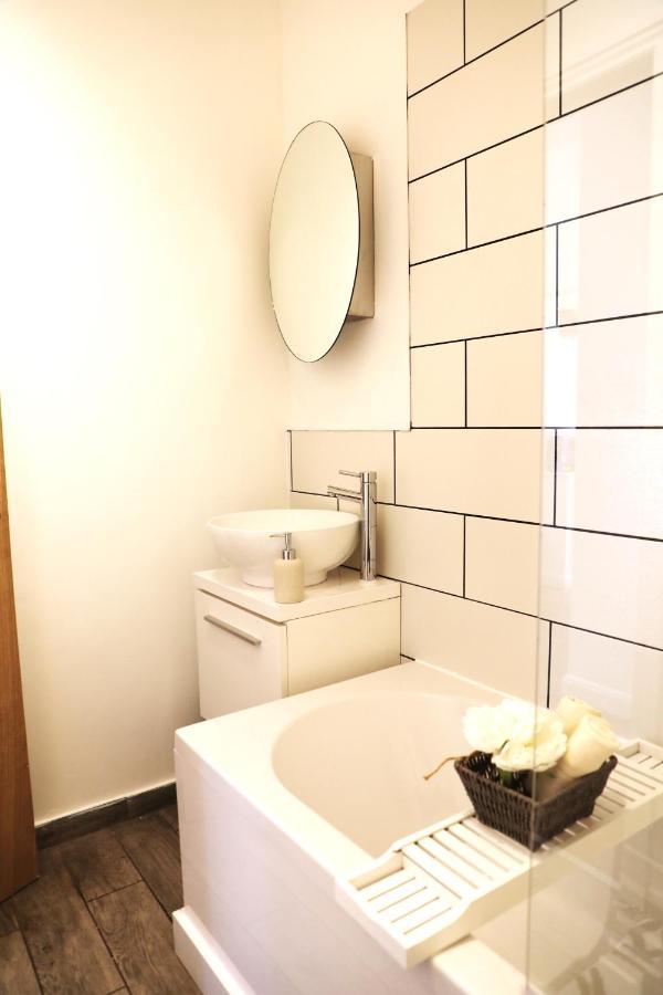 Amprenta Apartment - Gorgeous Interior Designed 1 Bedroom Home Bournemouth Exterior photo